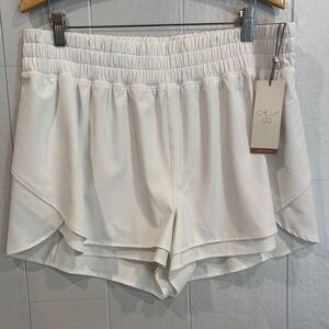 CALIA by Carrie Underwood White Step It Up Lined Athletic Shorts NWT Sz XL
